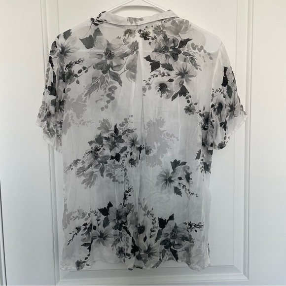 Floral Blouse - Picture 3 of 3